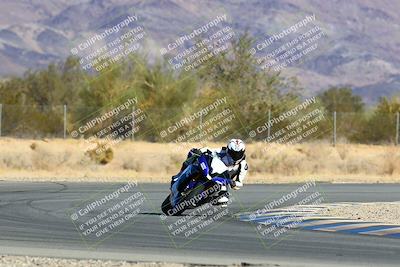 media/Jan-09-2022-SoCal Trackdays (Sun) [[2b1fec8404]]/Turn 6 (1035am)/